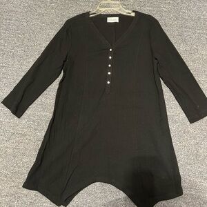 Easy Essentials Black Gauze top size m